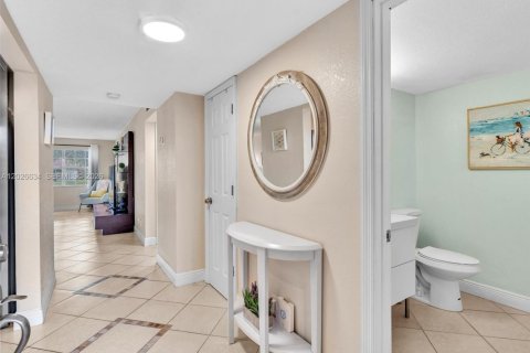 Copropriété à vendre à Davie, Floride: 1 chambre, 83.7 m2 № 2176114 - photo 12