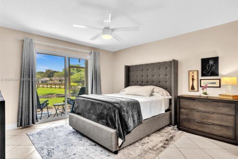 Copropriété à vendre à Davie, Floride: 1 chambre, 83.7 m2 № 2176114 - photo 18