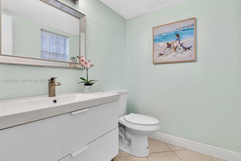 Copropriété à vendre à Davie, Floride: 1 chambre, 83.7 m2 № 2176114 - photo 13