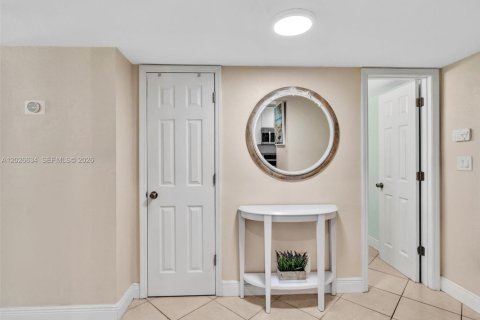 Copropriété à vendre à Davie, Floride: 1 chambre, 83.7 m2 № 2176114 - photo 11