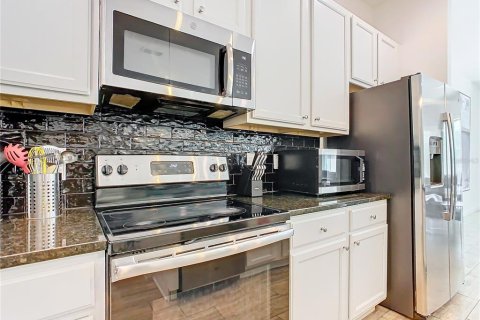 House in Kissimmee, Florida 12 bedrooms, 442.4 sq.m. № 1876728 - photo 5