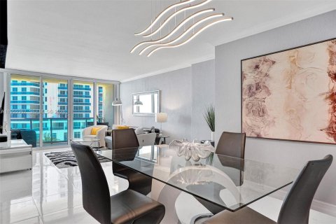 Copropriété à louer à Hollywood, Floride: 1 chambre, 69.21 m2 № 2010983 - photo 10