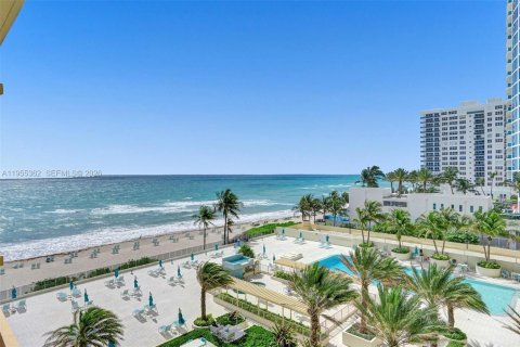 Copropriété à louer à Hollywood, Floride: 1 chambre, 69.21 m2 № 2010983 - photo 20