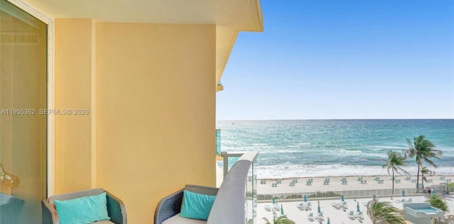 Condo à Hollywood, Floride, 1 chambre  № 2010983