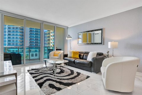 Copropriété à louer à Hollywood, Floride: 1 chambre, 69.21 m2 № 2010983 - photo 11