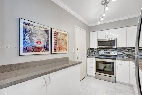 Copropriété à louer à Hollywood, Floride: 1 chambre, 69.21 m2 № 2010983 - photo 4