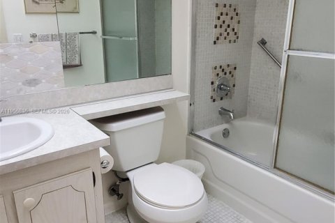 Купить кондоминиум в Санрайз, Флорида 2 спальни, 78.97м2, № 2153507 - фото 18