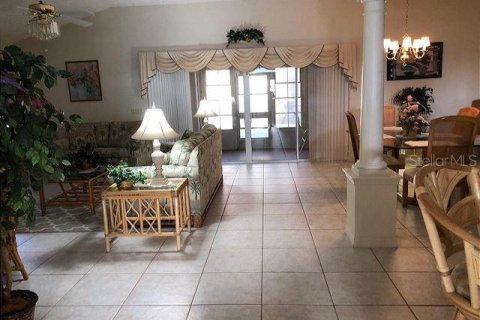 Casa en alquiler en The Villages, Florida, 3 dormitorios, 180.23 m2 № 1832209 - foto 11