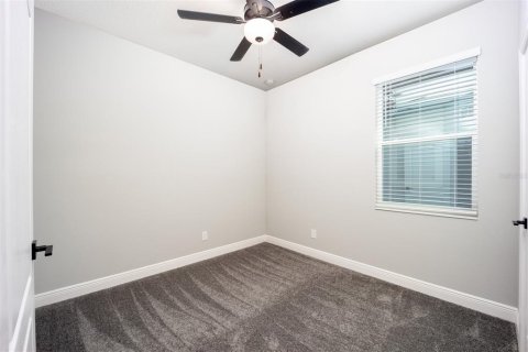 Casa en venta en Lake Alfred, Florida, 4 dormitorios, 171.96 m2 № 2122095 - foto 15