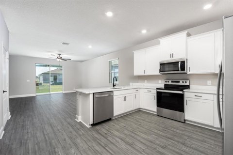 Casa en venta en Lake Alfred, Florida, 4 dormitorios, 171.96 m2 № 2122095 - foto 3