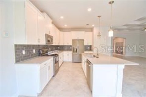 Villa ou maison à vendre à Orlando, Floride: 4 chambres, 221.57 m2 № 2416807 - photo 9