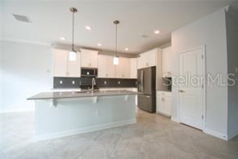 Villa ou maison à vendre à Orlando, Floride: 4 chambres, 221.57 m2 № 2416807 - photo 5