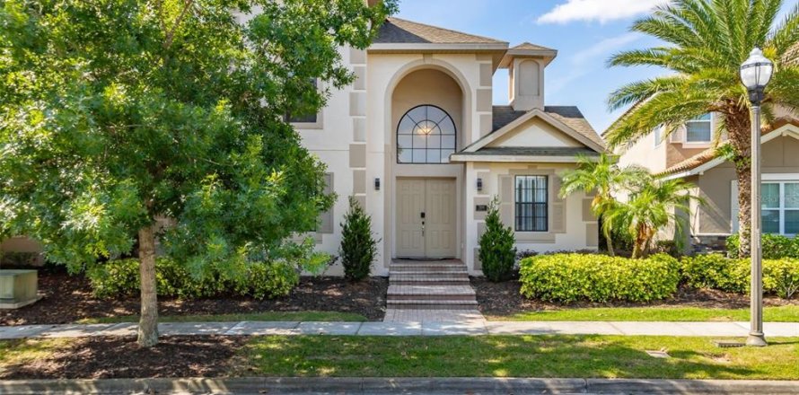 House in Four Corners, Florida 4 bedrooms, 308.34 sq.m. № 1875993