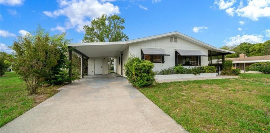 Villa ou maison à Ocala, Floride 2 chambres, 93.65 m2 № 2112738