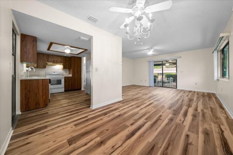 Villa ou maison à vendre à Ocala, Floride: 2 chambres, 93.65 m2 № 2112738 - photo 10