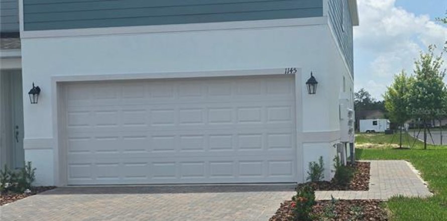 Adosado en DeLand, Florida 3 dormitorios, 154.5 m2 № 1782133