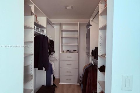 Купить кондоминиум в Майами, Флорида 6 комнат, 100.71м2, № 2025108 - фото 26