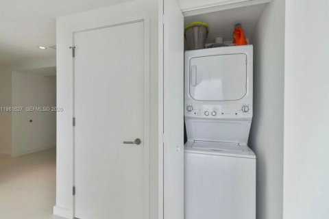 Купить кондоминиум в Майами, Флорида 6 комнат, 100.71м2, № 2025108 - фото 12