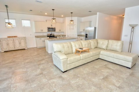 Villa ou maison à vendre à Port St. Lucie, Floride: 4 chambres, 188.96 m2 № 2262052 - photo 13