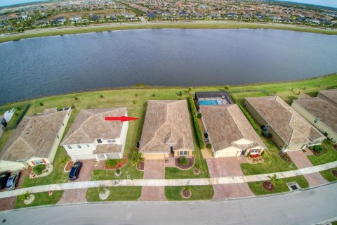 Villa ou maison à vendre à Port St. Lucie, Floride: 4 chambres, 188.96 m2 № 2262052 - photo 30