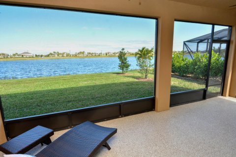 Villa ou maison à vendre à Port St. Lucie, Floride: 4 chambres, 188.96 m2 № 2262052 - photo 25