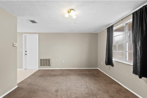 Casa en venta en Port Richey, Florida, 2 dormitorios, 80.27 m2 № 2388115 - foto 5