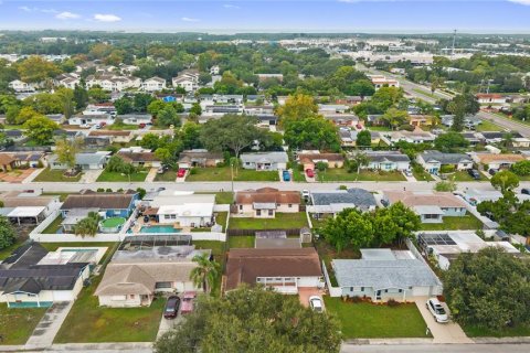 Casa en venta en Port Richey, Florida, 2 dormitorios, 80.27 m2 № 2388115 - foto 29