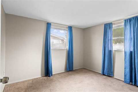 Casa en venta en Port Richey, Florida, 2 dormitorios, 80.27 m2 № 2388115 - foto 17