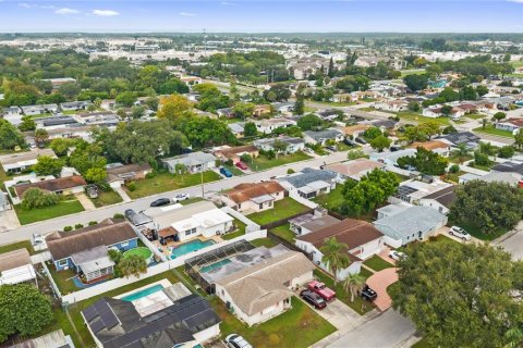 Casa en venta en Port Richey, Florida, 2 dormitorios, 80.27 m2 № 2388115 - foto 30