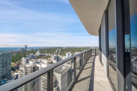 Copropriété à vendre à Miami, Floride: 3 chambres, 119.84 m2 № 1892751 - photo 14