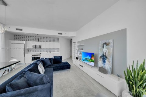 Copropriété à vendre à Miami, Floride: 3 chambres, 119.84 m2 № 1892751 - photo 10