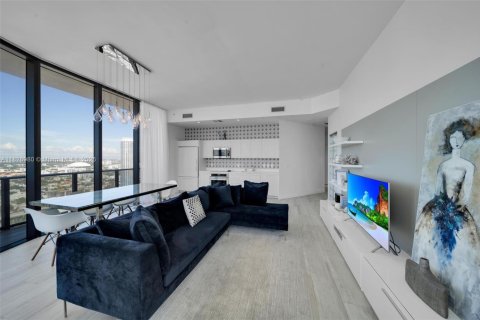 Copropriété à vendre à Miami, Floride: 3 chambres, 119.84 m2 № 1892751 - photo 8