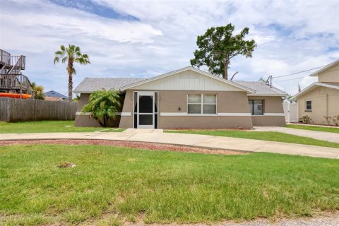 House in Hudson, Florida 3 bedrooms, 137.5 sq.m. № 1817910 - photo 3