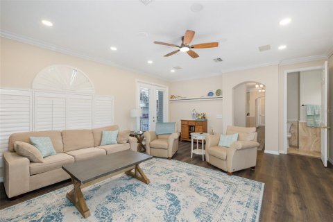 Villa ou maison à vendre à Holiday, Floride: 3 chambres, 219.9 m2 № 2208842 - photo 5