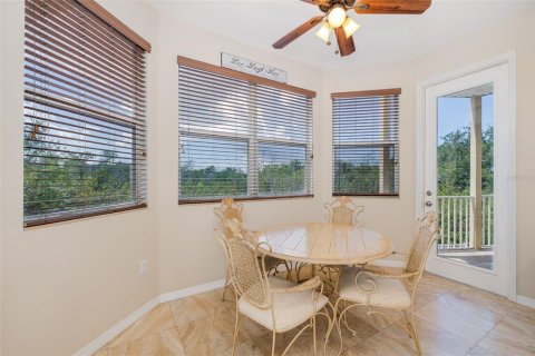 Villa ou maison à vendre à Holiday, Floride: 3 chambres, 219.9 m2 № 2208842 - photo 7