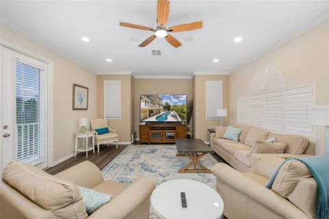 Villa ou maison à vendre à Holiday, Floride: 3 chambres, 219.9 m2 № 2208842 - photo 3