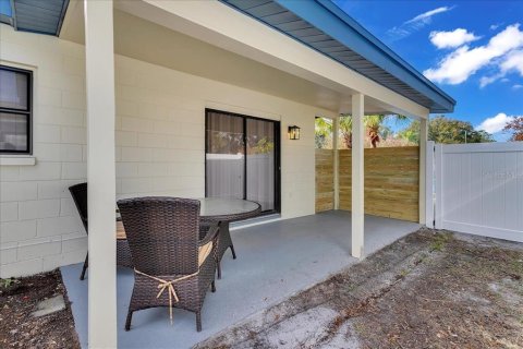 Villa ou maison à louer à Tampa, Floride: 4 chambres, 117.06 m2 № 2412561 - photo 5