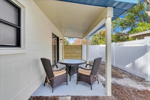 Villa ou maison à louer à Tampa, Floride: 4 chambres, 117.06 m2 № 2412561 - photo 4