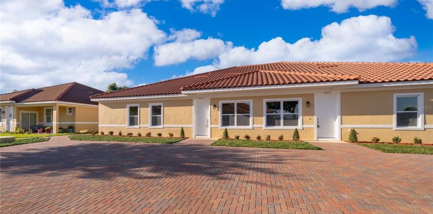 Villa ou maison à Kissimmee, Floride 3 chambres, 122.82 m2 № 2231842
