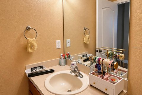 Townhouse in Davenport, Florida 2 bedrooms, 99.96 sq.m. № 2236057 - photo 11