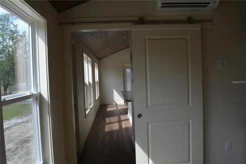 House in Oviedo, Florida 1 bedroom, 39.3 sq.m. № 2203184 - photo 14