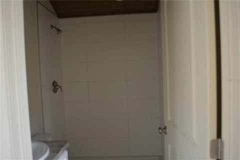 House in Oviedo, Florida 1 bedroom, 39.3 sq.m. № 2203184 - photo 17