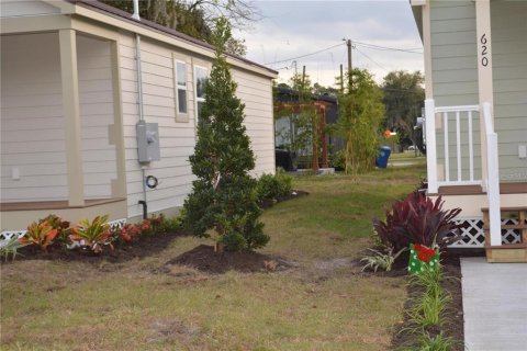 House in Oviedo, Florida 1 bedroom, 39.3 sq.m. № 2203184 - photo 3