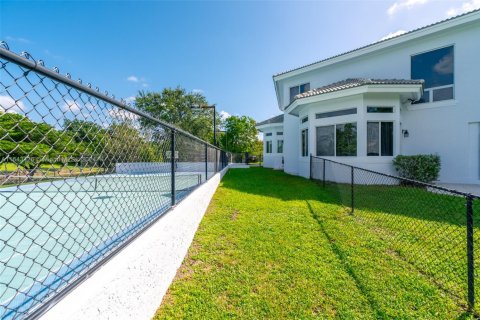 Villa ou maison à vendre à Coral Springs, Floride: 9 chambres, 758.73 m2 № 1812085 - photo 18
