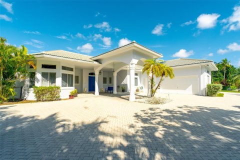 Villa ou maison à vendre à Coral Springs, Floride: 9 chambres, 758.73 m2 № 1812085 - photo 8