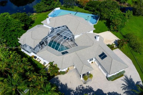 Villa ou maison à vendre à Coral Springs, Floride: 9 chambres, 758.73 m2 № 1812085 - photo 22