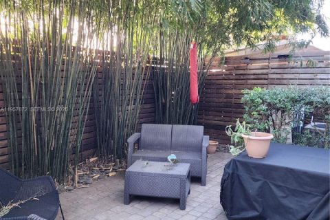 Condominio en venta en Doral, Florida, 3 dormitorios, 149.57 m2 № 2011355 - foto 13