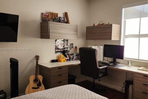 Condominio en venta en Doral, Florida, 3 dormitorios, 149.57 m2 № 2011355 - foto 12