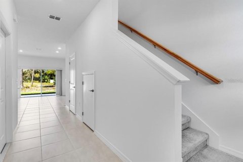 Casa en alquiler en Edgewater, Florida, 3 dormitorios, 127.55 m2 № 1918558 - foto 4