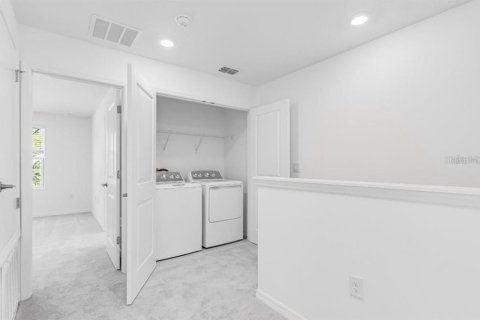 Casa en alquiler en Edgewater, Florida, 3 dormitorios, 127.55 m2 № 1918558 - foto 6